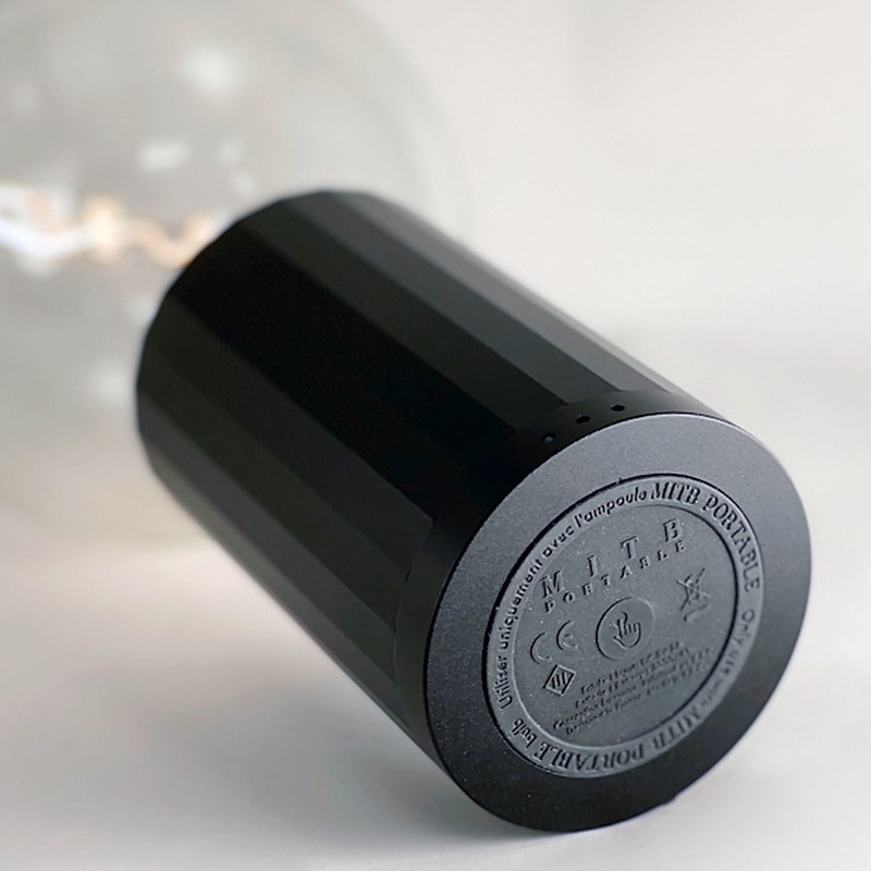 Ampoule décorative led et socle noir sans fil - La vie est belle 