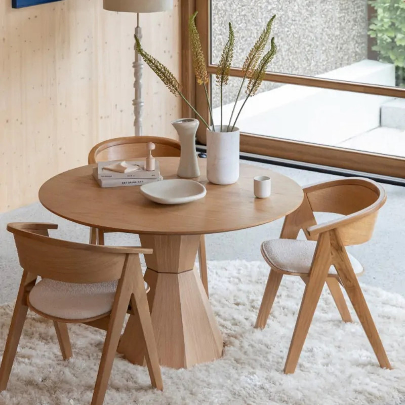 https://www.coupdecoeurdesign.com/11046-home_default/table-a-manger-ronde-en-bois-pied-central-design-lotus.jpg