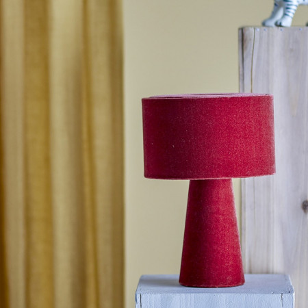 Lampe de table en velours rouge style élégant Bloomingville - Emmie 