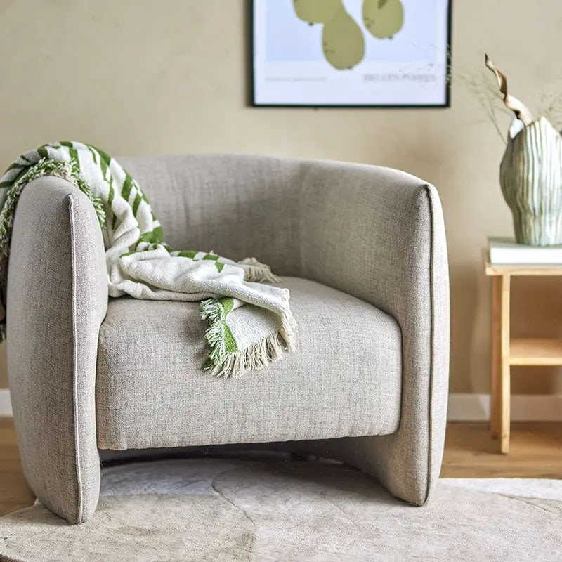 Fauteuil de salon rond en tissu beige - Bacio 