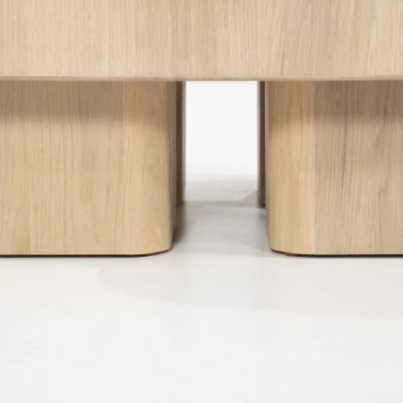 Table basse carrée organique en bois naturel - Nai 