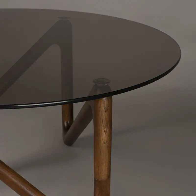 Table basse ronde verre fumé pied noyer design - Naia 