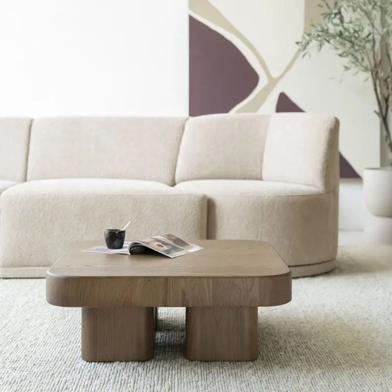 Table basse carrée organique bois finition noyer - Nai 