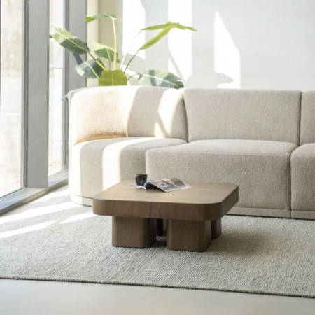 Table basse carrée organique bois finition noyer - Nai 