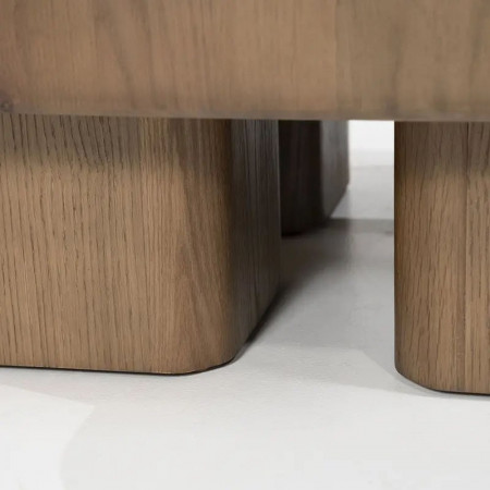 Table basse carrée organique bois finition noyer - Nai 