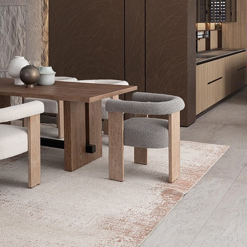 Chaise avec accoudoirs en bois naturel et tissu bouclette gris - Agavin 