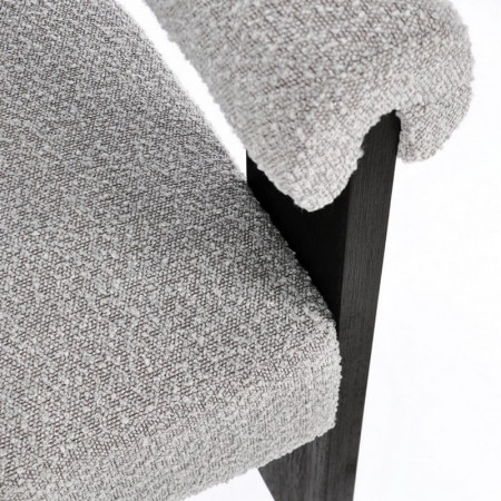 Chaise avec accoudoirs en bois noir et tissu bouclette gris - Agavin 