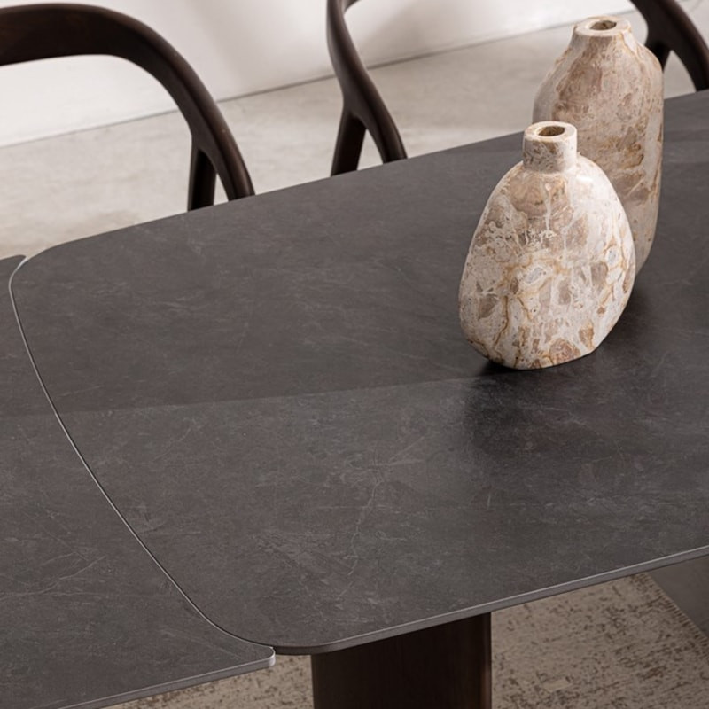 Table rectangulaire extensible noyer et plateau grès cérame effet marbre gris - Mairis 