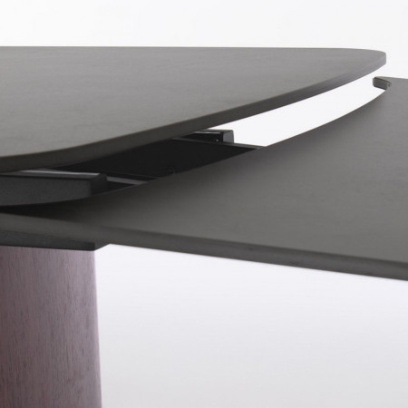 Table rectangulaire extensible noyer et plateau grès cérame effet marbre gris - Mairis 