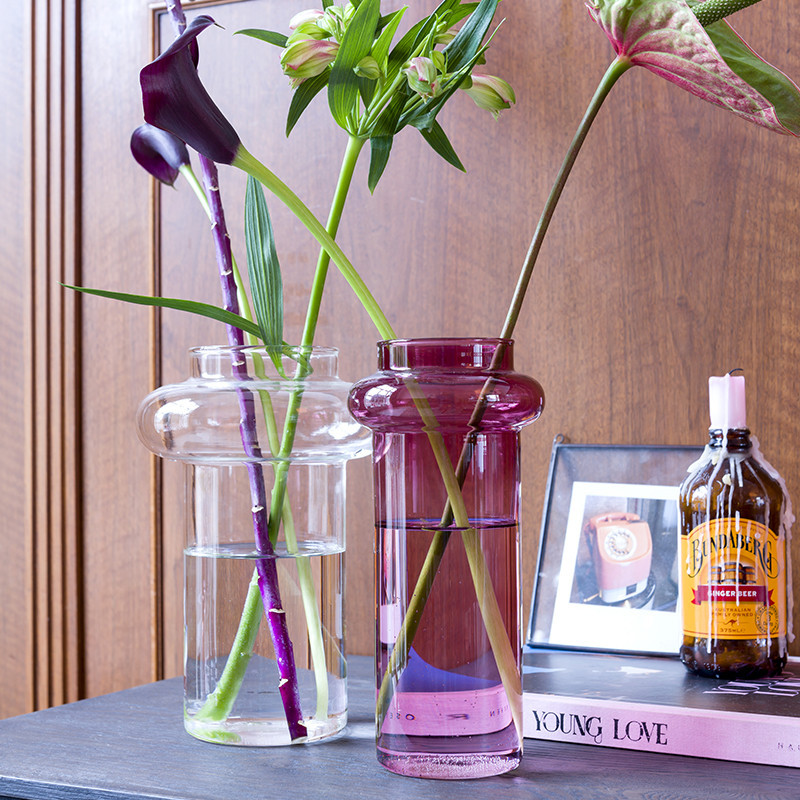 Vase rose en verre transparent design sur CDC Design
