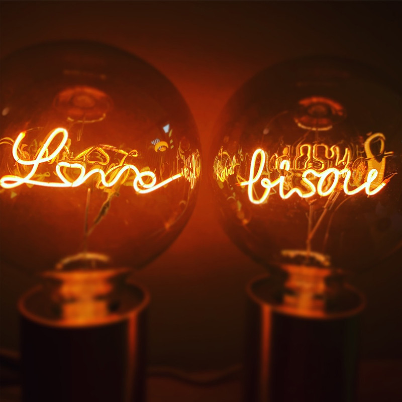 Ampoule déco avec message - Love