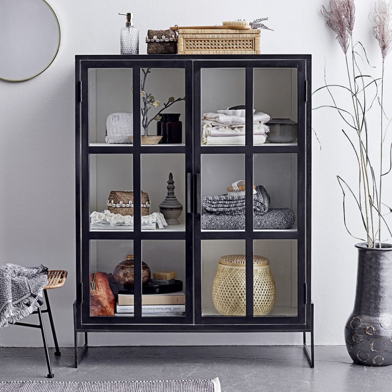 Meuble vitrine : valoriser sa déco avec du mobilier tendance - Elle  Décoration