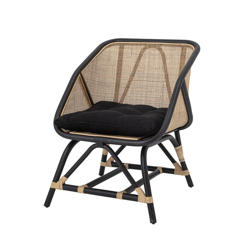 Fauteuil rotin vintage avec accoudoirs noirs  - Loue 