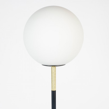 Lampadaire salon design globe blanc en métal noir et doré - Orion 