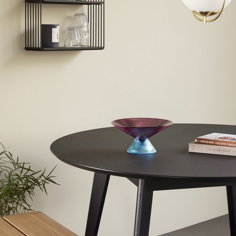 Table noire ronde en bois Hubsch - Ever