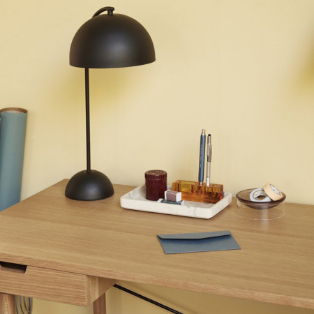 Lampe de bureau scandinave en bois et métal jaune