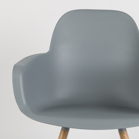 Chaise scandinave avec accoudoirs gris clair - Albert 